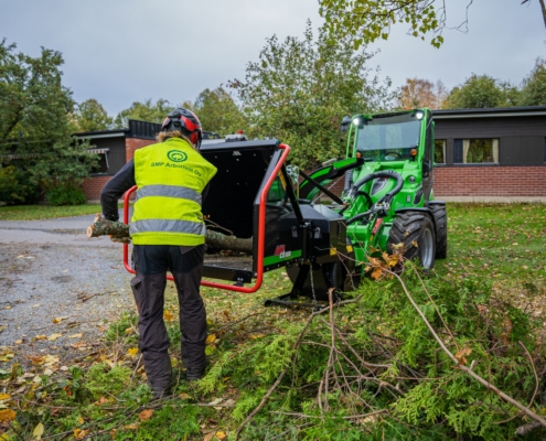 Holzhäcksler Holzhacker Anbaugerät