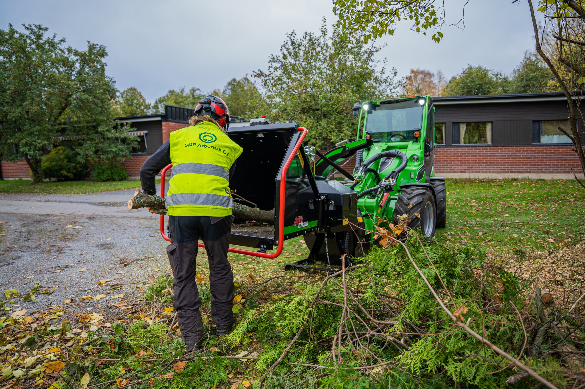 Holzhäcksler Holzhacker Anbaugerät