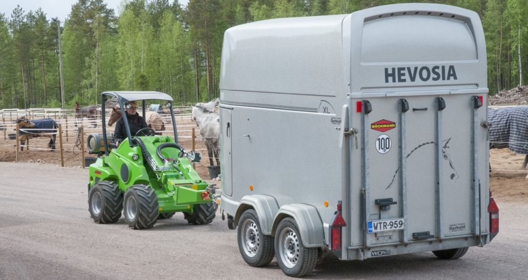 Pferdeanhänger ranchieren