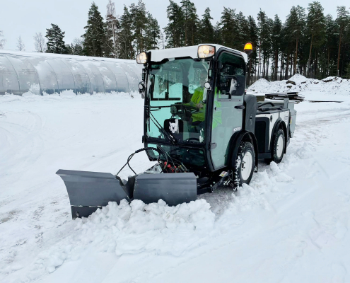 Winterdienst selbstfahrender Geräteträger