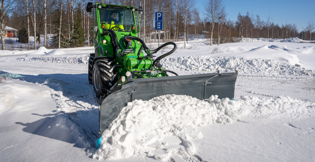 Avant Anbaugerät Schneeschild U